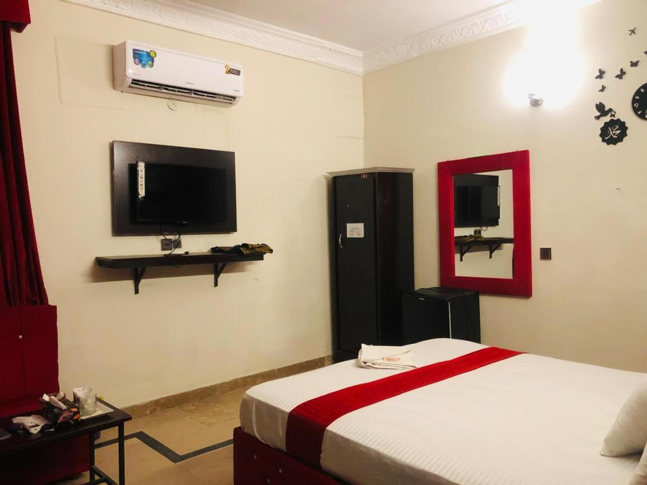 Hotel Royal Grand Lahore Exterior photo